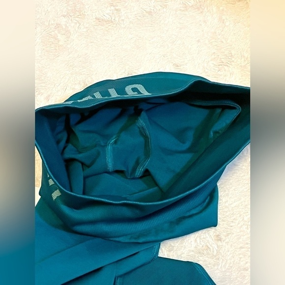 Gymshark Womens Fit Seamless Mid Rise Leggings – Emerald/Aqua Green size XS - Picture 6 of 6